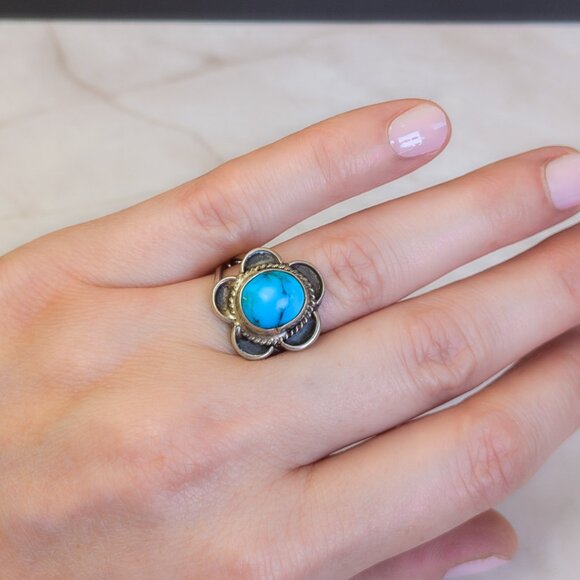 Sterling Turquoise “Petal” Ring — Size 7.25 (Southwestern) - Picture 9 of 12